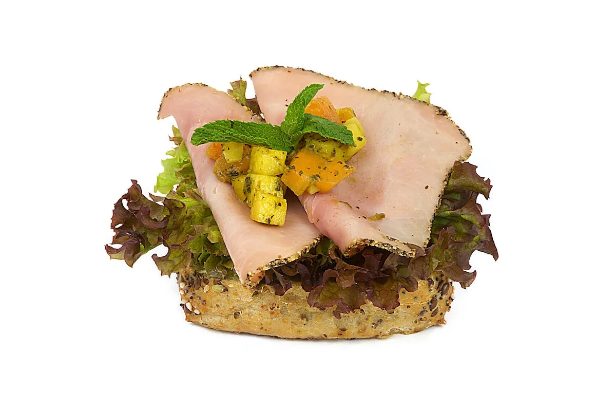 rundstykke-skinke-min