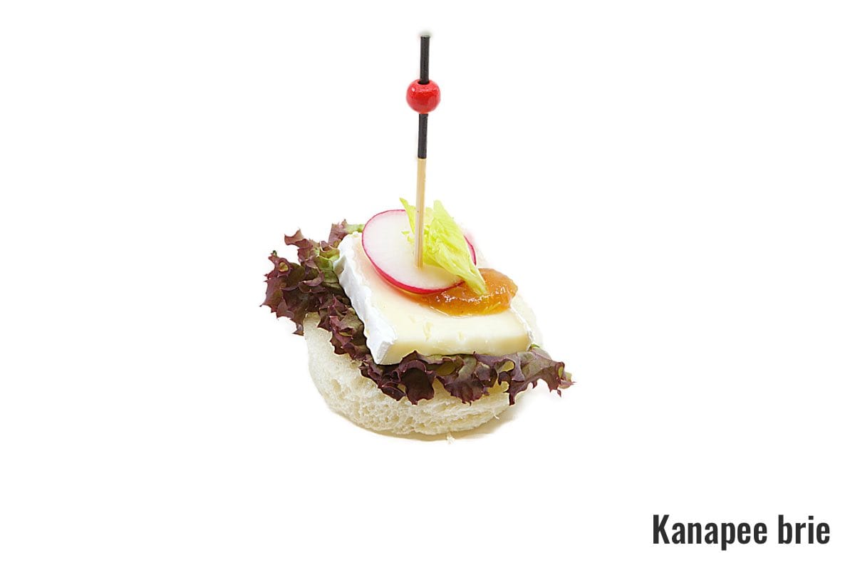 1506-kanapee-brie